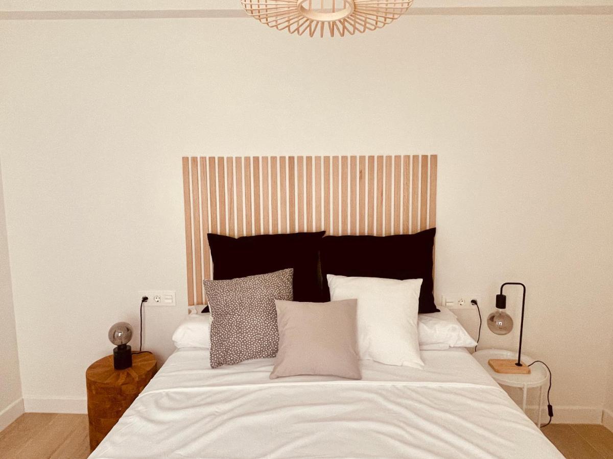 Victoria'S Home Modern And Cosy 2 Bedroom Apartment マラガ エクステリア 写真