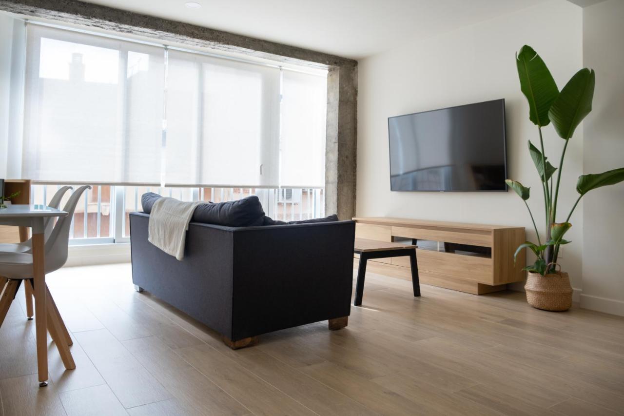 Victoria'S Home Modern And Cosy 2 Bedroom Apartment マラガ エクステリア 写真