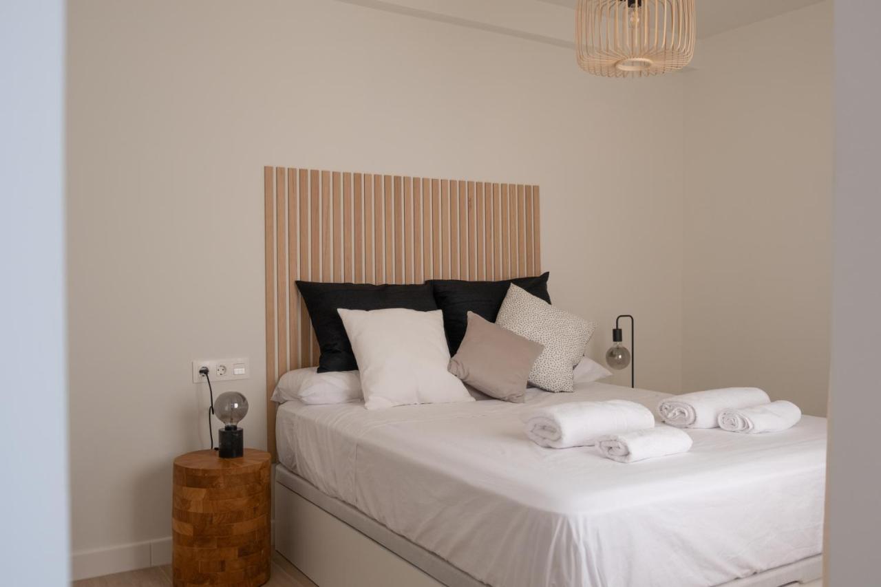 Victoria'S Home Modern And Cosy 2 Bedroom Apartment マラガ エクステリア 写真