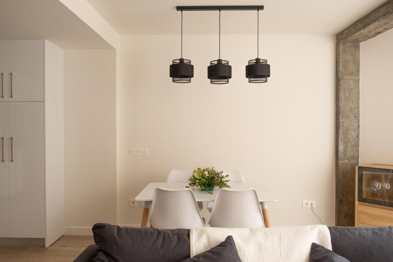 Victoria'S Home Modern And Cosy 2 Bedroom Apartment マラガ エクステリア 写真