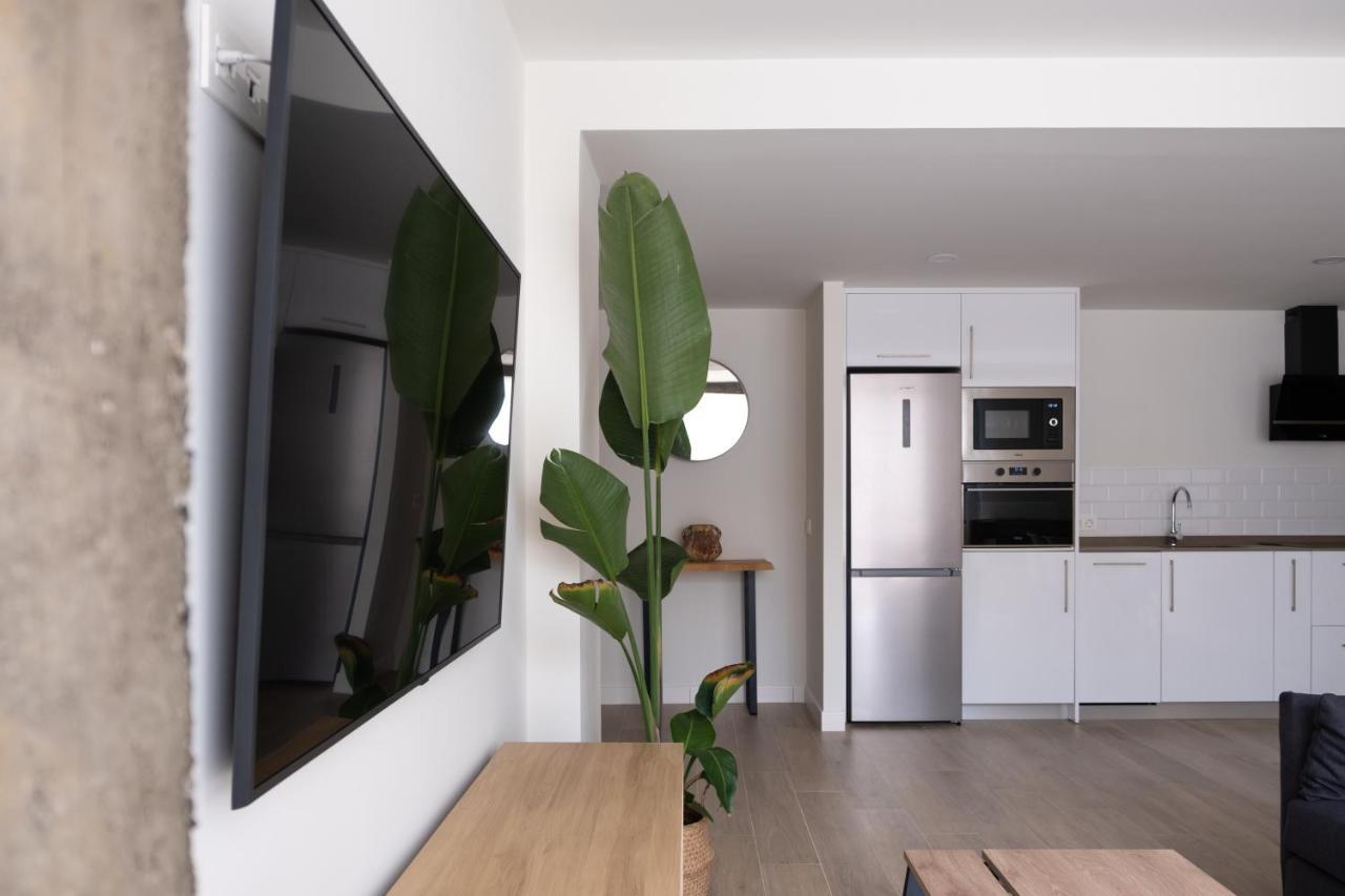 Victoria'S Home Modern And Cosy 2 Bedroom Apartment マラガ エクステリア 写真